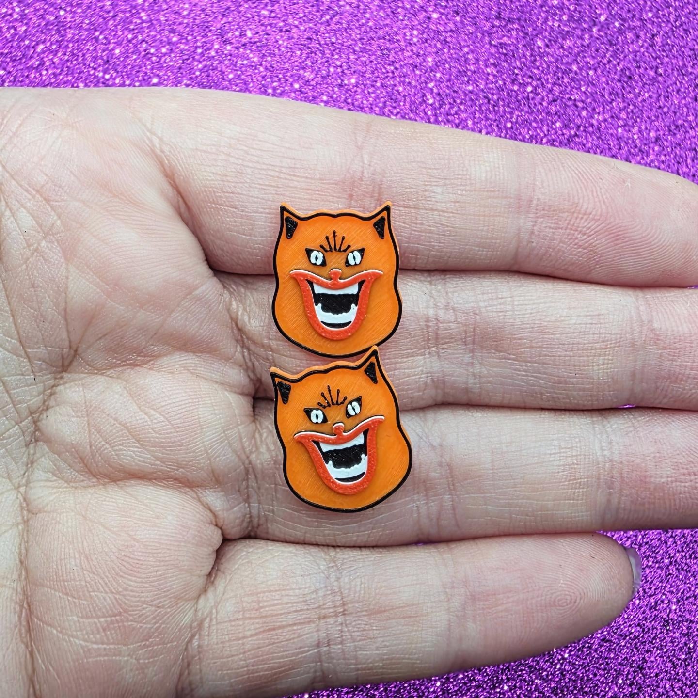 Hausu Stud Earrings