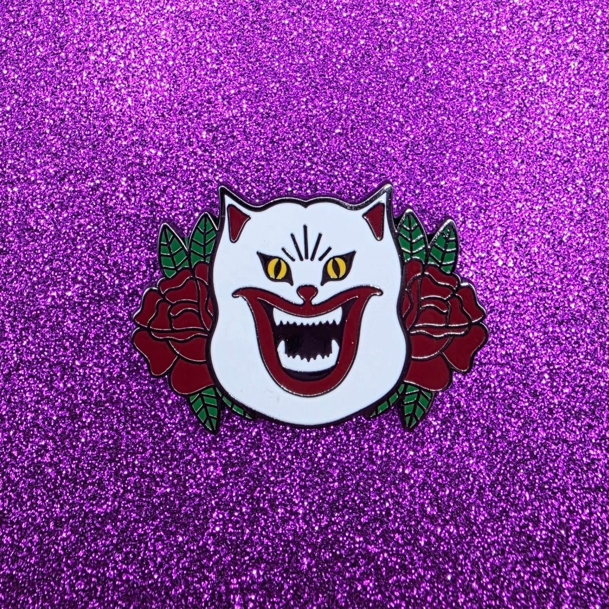 Hausu Enamel Pin